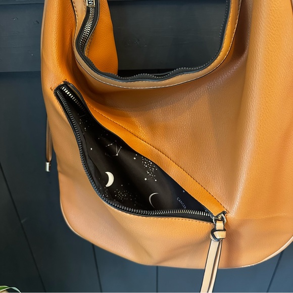 Malibu Skye: Lianne Top Zip Hobo Vegan Leather Shoulder‎ Bag NWOT - Picture 9 of 13